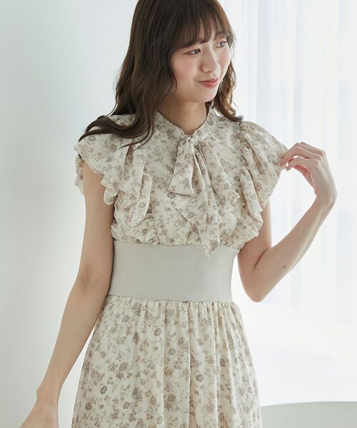 MAJESTIC LEGON（マジェスティックレゴン）の「ボウタイフリルコルセットワンピース（ワンピース・レディース・ベージュ系その他2/ブルー系その他2/グレー系その他/ホワイト系その他2・X-SMALL/SMALL/MEDIUM）」の11枚目の写真