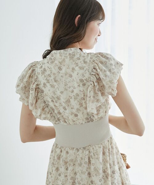 MAJESTIC LEGON（マジェスティックレゴン）の「ボウタイフリルコルセットワンピース（ワンピース・レディース・ベージュ系その他2/ブルー系その他2/グレー系その他/ホワイト系その他2・X-SMALL/SMALL/MEDIUM）」の13枚目の写真