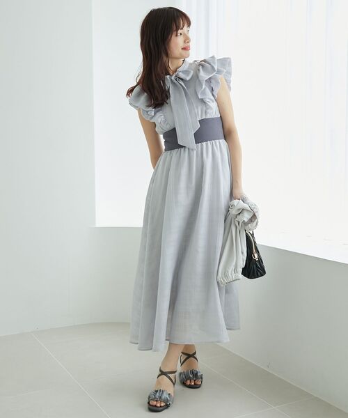 MAJESTIC LEGON（マジェスティックレゴン）の「ボウタイフリルコルセットワンピース（ワンピース・レディース・ベージュ系その他2/ブルー系その他2/グレー系その他/ホワイト系その他2・X-SMALL/SMALL/MEDIUM）」の18枚目の写真