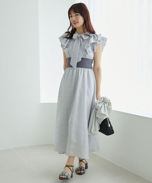 MAJESTIC LEGON（マジェスティックレゴン）の「ボウタイフリルコルセットワンピース（ワンピース・レディース・ベージュ系その他2/ブルー系その他2/グレー系その他/ホワイト系その他2・X-SMALL/SMALL/MEDIUM）」の19枚目の写真