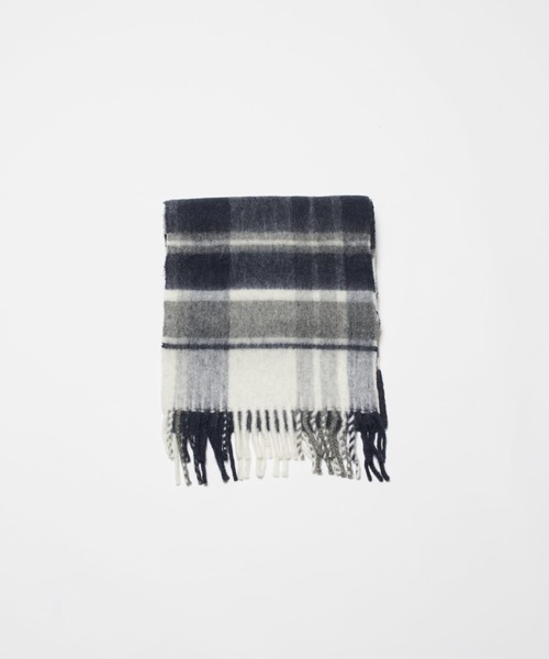 Lui's（ルイス）の「ウール混チェックブークレーマフラー（マフラー・レディース・ネイビー/ブラック・FREE）」の10枚目の写真