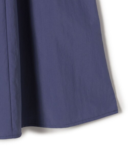 SHIPS（シップス）の「〈UVカット / 撥水加工 / 手洗い可能〉カシュクール デザイン シャツ ワンピース（ワンピース・レディース・ダークグレー/ライトブルー・ONE SIZE）」の6枚目の写真