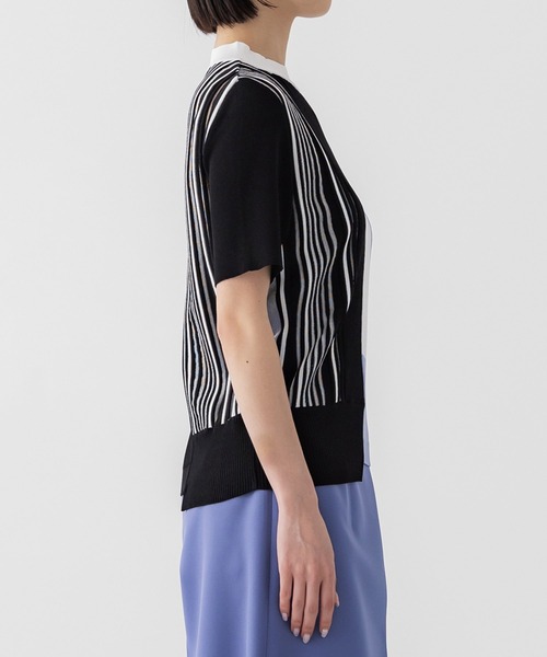 UNITED TOKYO(ユナイテッドトウキョウ)の「バーティカスイッチングニット|ウォッシャブル(ニット/セーター・レディース・ブラック/ネイビー/イエロー・FREE)」の9枚目の写真