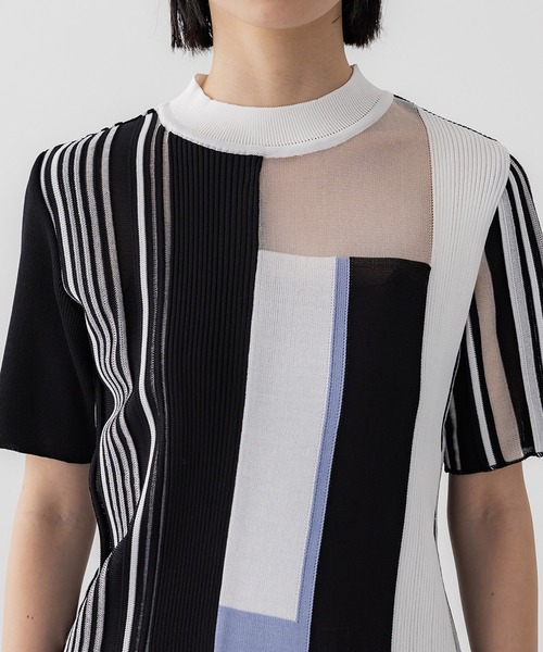 UNITED TOKYO(ユナイテッドトウキョウ)の「バーティカスイッチングニット|ウォッシャブル(ニット/セーター・レディース・ブラック/ネイビー/イエロー・FREE)」の11枚目の写真