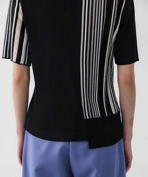 UNITED TOKYO(ユナイテッドトウキョウ)の「バーティカスイッチングニット|ウォッシャブル(ニット/セーター・レディース・ブラック/ネイビー/イエロー・FREE)」の14枚目の写真