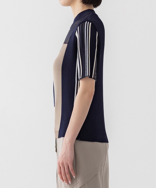 UNITED TOKYO(ユナイテッドトウキョウ)の「バーティカスイッチングニット|ウォッシャブル(ニット/セーター・レディース・ブラック/ネイビー/イエロー・FREE)」の22枚目の写真