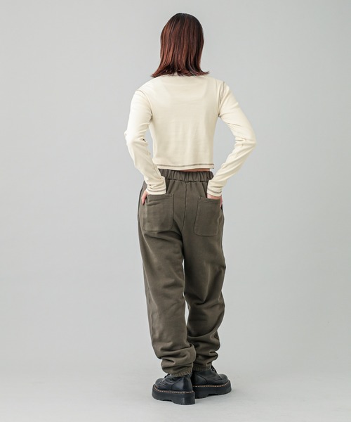 X-girl（エックスガール）の「OLD ENGLISH L/S BABY TEE（Tシャツ/カットソー・レディース・オフホワイト/ブラック・S/M）」の18枚目の写真