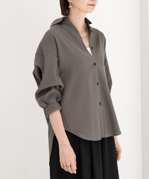 Elura（エルーラ）の「サラサラサマーリネンライクシャツ/113178（シャツ/ブラウス・レディース・ブラウン/ホワイト/チャコールグレー・FREE）」の4枚目の写真