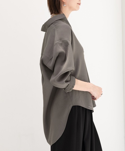 Elura（エルーラ）の「サラサラサマーリネンライクシャツ/113178（シャツ/ブラウス・レディース・ブラウン/ホワイト/チャコールグレー・FREE）」の5枚目の写真