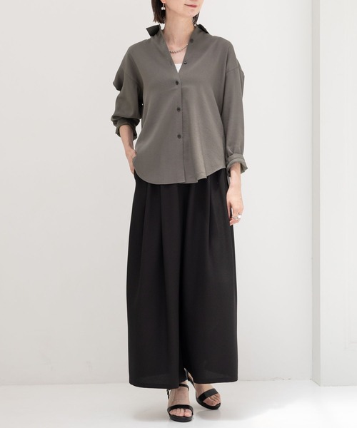 Elura（エルーラ）の「サラサラサマーリネンライクシャツ/113178（シャツ/ブラウス・レディース・ブラウン/ホワイト/チャコールグレー・FREE）」の7枚目の写真