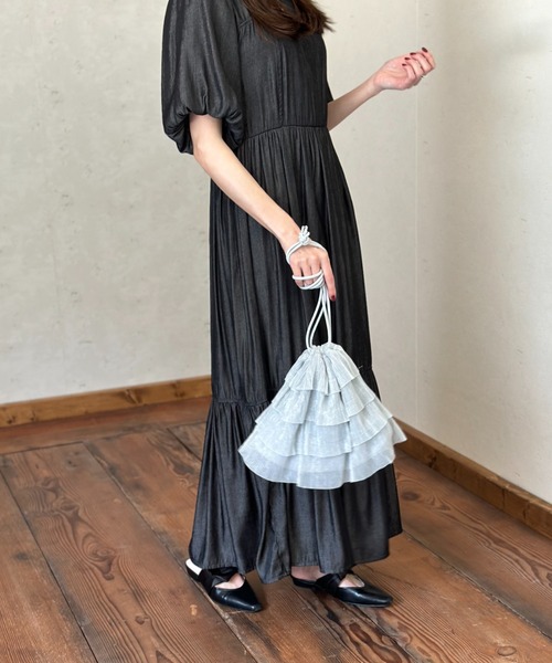 Per sist ence(パーシエンス)の「ラメシアープリーツフリル巾着バッグ(ショルダーバッグ・レディース・オフホワイト/ブラック/レッド系・FREE)」の11枚目の写真