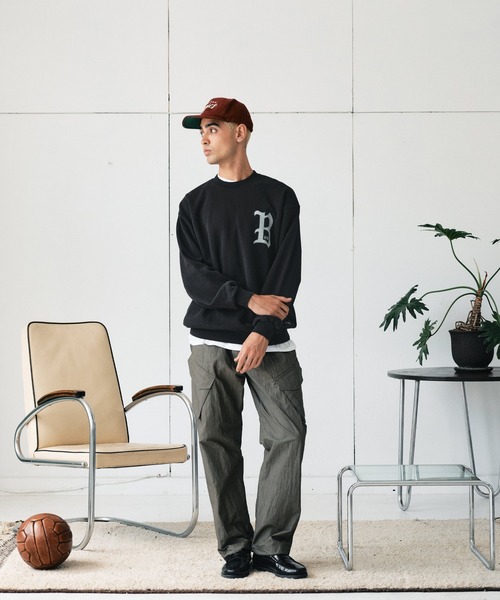 Bukta(バクタ)の「ヘビーOZ裏毛クルー(B)(スウェット・メンズ・ワインレッド/グレー/ブラック・MEDIUM/LARGE/X-LARGE)」の16枚目の写真