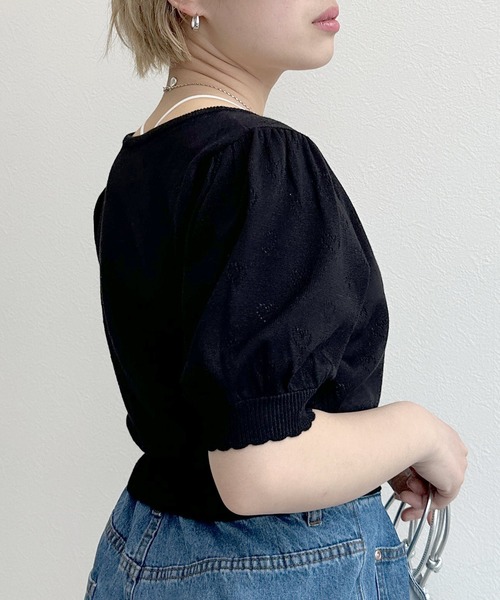 w closet（ダブルクローゼット）の「ハート柄半袖ニットカーディガン