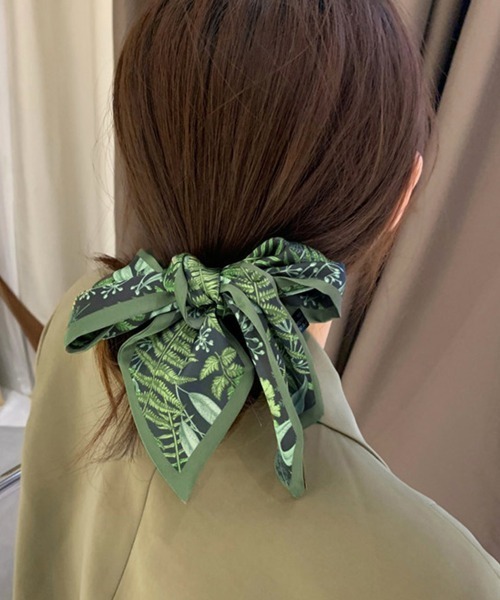 Miniministore（ミニミニストア）の「スカーフ ヘアバンド レディース ロング（バンダナ/スカーフ・レディース・ネイビー/ブラウン/ブラック×ホワイト/グリーン/オレンジ・FREE）」の4枚目の写真