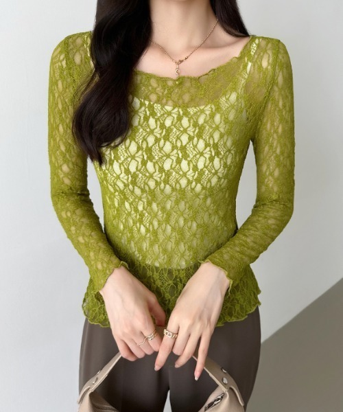 COCOMOMO（ココモモ）の「総レースシアートップス 透け感 レース ストレッチ トップス シアートップス 長袖 カットソー 長袖 レイヤードトップス オケージョン パーティー セレモニー オフィスカジュアル 春服 夏服（Tシャツ/カットソー・レディース・ブラック/オレンジ/ホワイト/ライトブルー/オリーブ/スモークピンク/スモークグレー・FREE）」の12枚目の写真