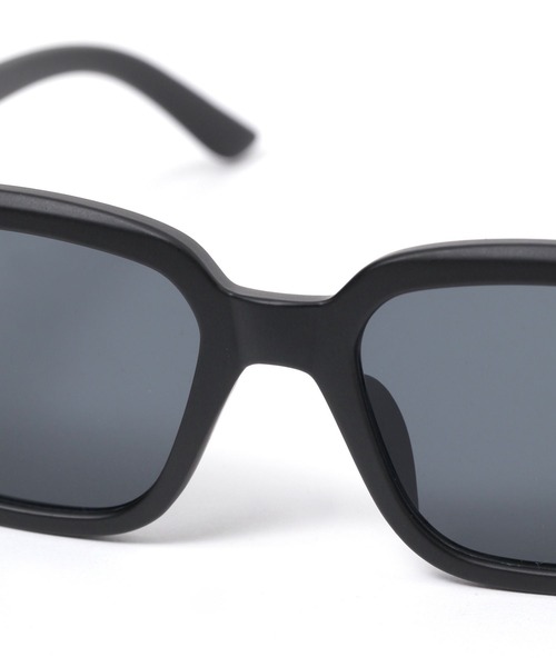 HEREIAM(ヘレイアム)の「【HEREIAM】UVカット/スクエアサングラス(サングラス・レディース・ブラック/チャコール・FREE)」の10枚目の写真