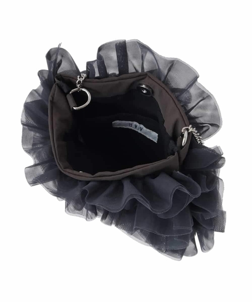 a.v.v（アーヴェヴェ）の「チュールフリルミニショルダー（ショルダーバッグ・レディース・チャコールグレー/ブラウン・38）」の6枚目の写真