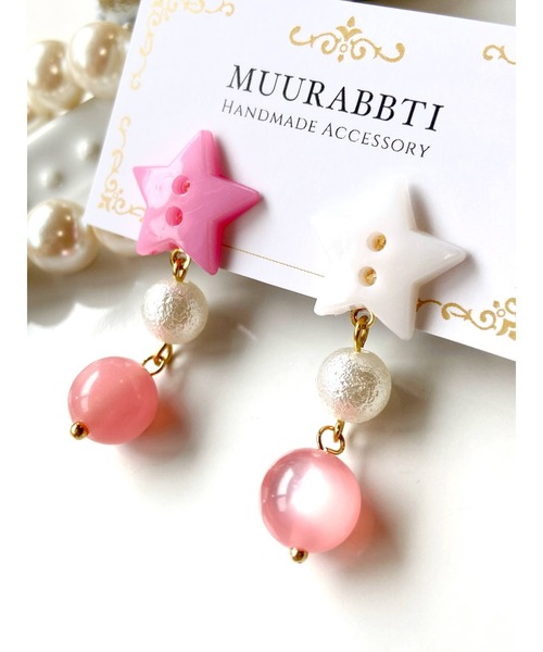 tone(トーン)の「【MUURABBTI】ピンクとホワイトの星ボタンピアス(MA)(ピアス(両耳用)・レディース・ピンク・FREE)」の3枚目の写真