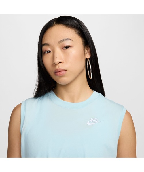 NIKE（ナイキ）の「ナイキ NIKE ナイキ  NSW クラブ クロップ S/L Tシャツ（Tシャツ/カットソー・レディース・ブルー・M/L）」の2枚目の写真