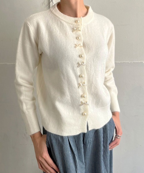 Jewelobe（ジュエローブ）の「パール×リボンニットカーディガン（カーディガン/ボレロ・レディース・レッド/ブラック/オフホワイト/グレー・FREE）」の7枚目の写真