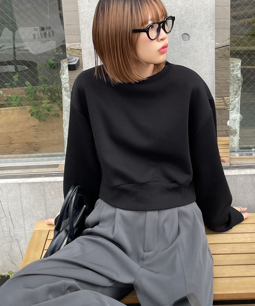 Chillfar(チルファー)の「カラークロップドスウェットトレーナー(スウェット・レディース・オートミール/チャコール/ホワイト/ブラック/杢グレー/ブルー・FREE)」の20枚目の写真