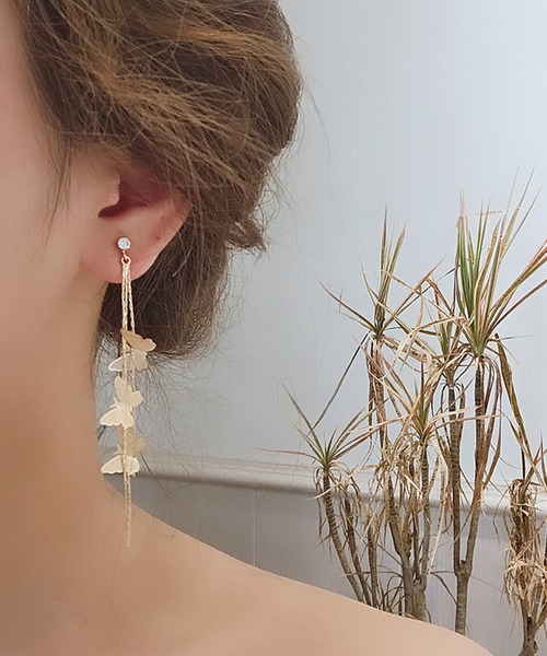 Lace Ladies(レースレディース)の「メニー バタフライ ロング スイング ピアス(ピアス(両耳用)・レディース・ゴールド/シルバー・FREE)」の1枚目の写真