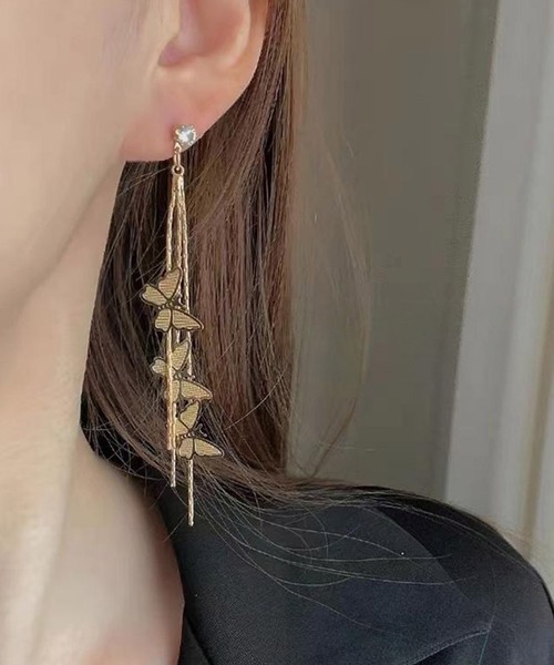 Lace Ladies(レースレディース)の「メニー バタフライ ロング スイング ピアス(ピアス(両耳用)・レディース・ゴールド/シルバー・FREE)」の3枚目の写真