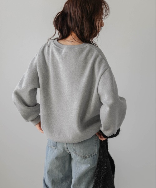 SUGAR BISKET(シュガービスケット)の「裏起毛 ハート刺繍スウェットプルオーバー(スウェット・レディース・グレー/ブラック/ブラウン/ネイビー・フリー)」の14枚目の写真