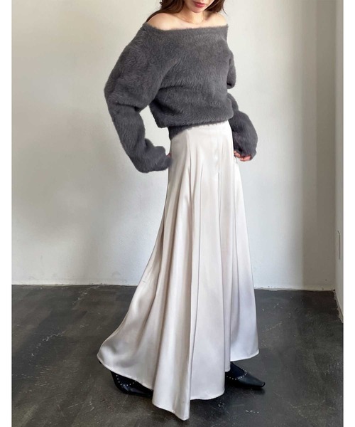 セール】オフショルフェザーヤーンニット（ニット/セーター）｜YOUING