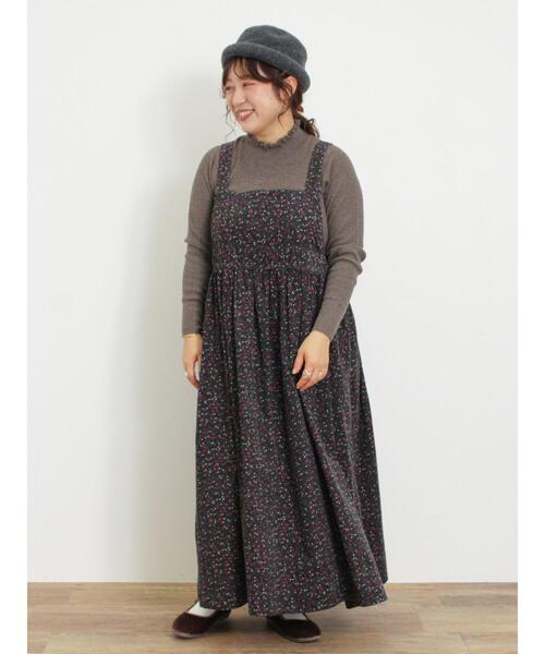 Samansa Mos2（サマンサ モスモス）の「【マシンウォッシャブル】ニットリブフリルタートルネック（ニット/セーター・レディース・グレー/モカ/キナリ/オフホワイト・F）」の11枚目の写真