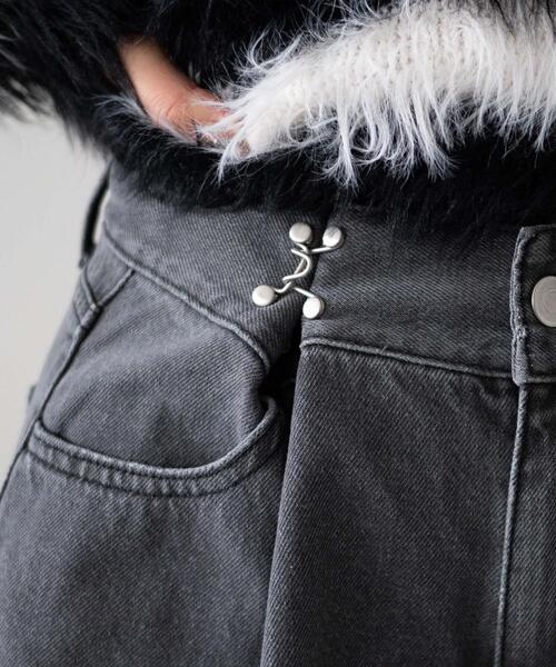 WEGO（ウィゴー）の「WEGO/ウエストフックデニムワイドパンツ（デニムパンツ・レディース・ライトインディゴブルー/スミクロ・SMALL/MEDIUM）」の16枚目の写真