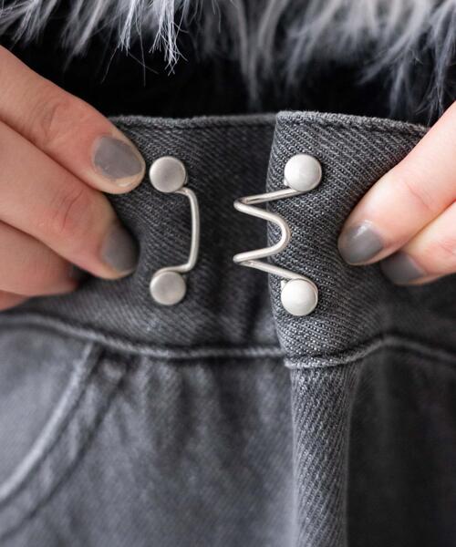 WEGO（ウィゴー）の「WEGO/ウエストフックデニムワイドパンツ（デニムパンツ・レディース・ライトインディゴブルー/スミクロ・SMALL/MEDIUM）」の17枚目の写真