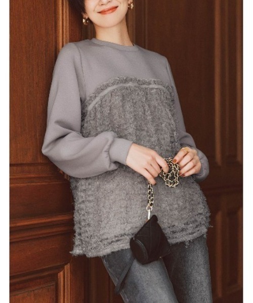 IEDIT（イディット）の「ＩＥＤＩＴ　フリンジジャカードチュールがドッキングした華やかダンボールプルオーバー（その他トップス・レディース・グレー/ブラック・M/L/LL/3L/S/4L）」の11枚目の写真
