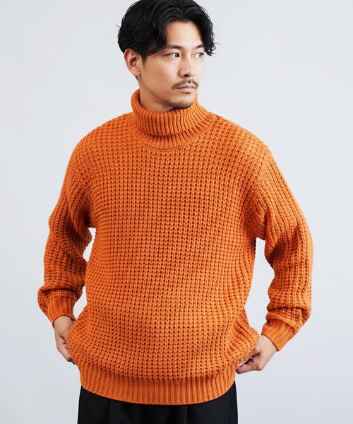 jiggys shop(ジギーズショップ)の「ビッグワッフル編みタートルネックニットセーター(ニット/セーター・メンズ・グレー/ブラック/キャメル/オレンジ・MEDIUM/LARGE/X-LARGE)」の4枚目の写真