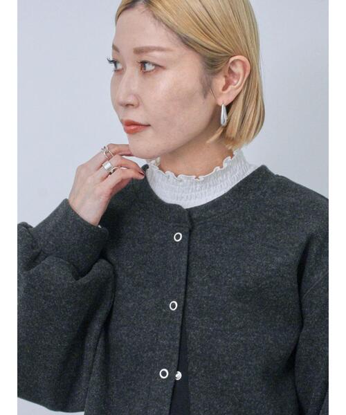 Samansa Mos2 blue（サマンサモスモスブルー）の「シャーリング衿プルオーバー（Tシャツ/カットソー・レディース・グレー/オフホワイト/ブラック・F）」の7枚目の写真