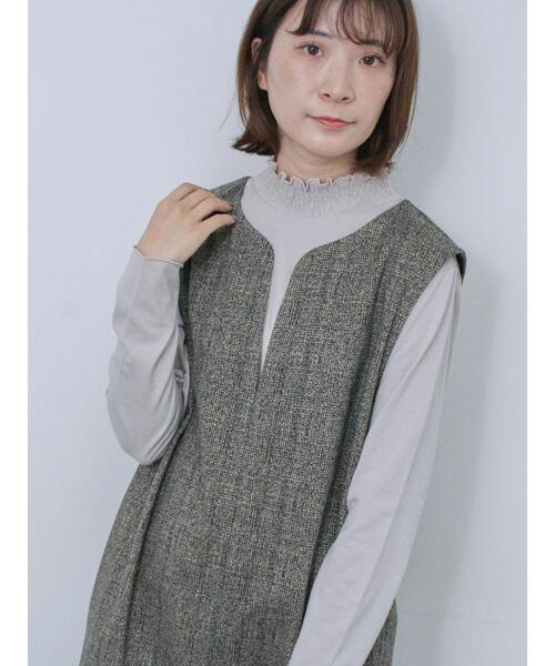 Samansa Mos2 blue（サマンサモスモスブルー）の「シャーリング衿プルオーバー（Tシャツ/カットソー・レディース・グレー/オフホワイト/ブラック・F）」の18枚目の写真