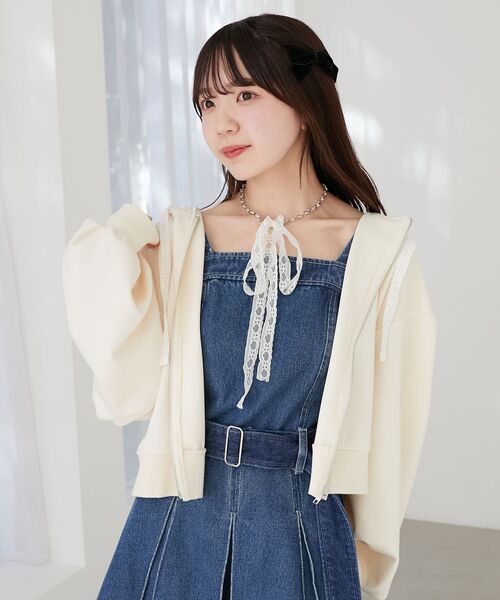 MAJESTIC LEGON(マジェスティックレゴン)の「フードレースジップパーカー(パーカー・レディース・グレー/ブラック/アイボリー・MEDIUM)」の7枚目の写真