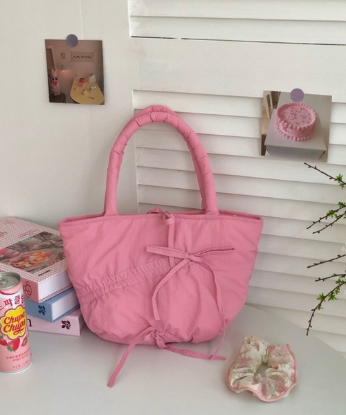 あつぼ♡ピンクデニムリメイク☆トートバッグ＆ミニポーチ デニムリメイク トートバック サイドポケット付き - メルカリ
