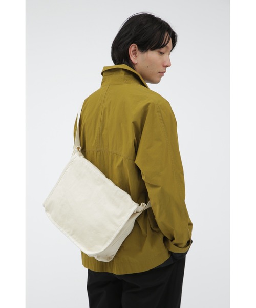 MHL.（エムエイチエル）の「WASHED COTTON DRILL（ショルダーバッグ・レディース・ブラック/ベージュ系その他2・FREE）」の7枚目の写真