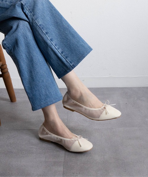 Fabby fabby（ファビィーファビィー）の「フラットメッシュリボンシューズ（その他シューズ・レディース・オフホワイト/ブラック・LARGE/MEDIUM/SMALL）」の10枚目の写真