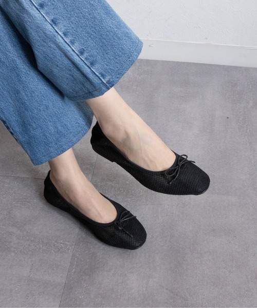 Fabby fabby（ファビィーファビィー）の「フラットメッシュリボンシューズ（その他シューズ・レディース・オフホワイト/ブラック・LARGE/MEDIUM/SMALL）」の12枚目の写真