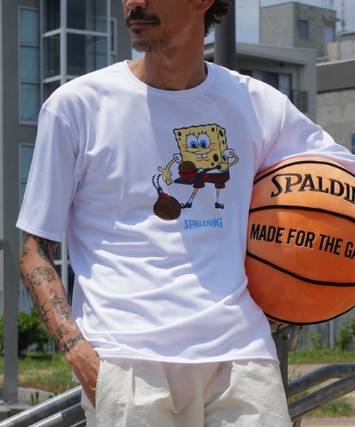 SPALDING(スポルディング)の「【SPALDING/スポルディング】Tシャツ スポンジ・ボブ クラビー パーティ/コラボ吸水速乾UVカット半袖Tシャツ(Tシャツ/カットソー・メンズ・ブラック/ホワイト・X-LARGE/LARGE/MEDIUM)」の1枚目の写真