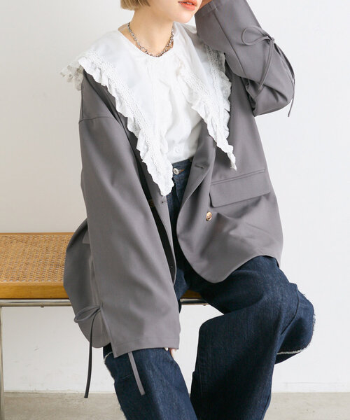 w closet(ダブルクローゼット)の「袖リボンBIGテーラードジャケット(テーラードジャケット・レディース・グレー/ベージュ/ネイビー・FREE)」の2枚目の写真