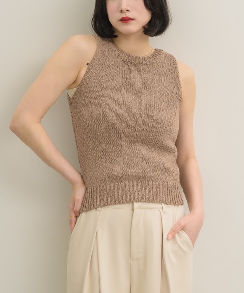 NEUNA（ヌナ）の「2wayスラブニットトップス（タンクトップ・レディース・オフホワイト/ブラウン/ベージュ・FREE）」の12枚目の写真