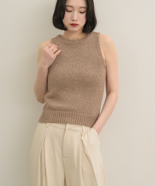 NEUNA（ヌナ）の「2wayスラブニットトップス（タンクトップ・レディース・オフホワイト/ブラウン/ベージュ・FREE）」の15枚目の写真