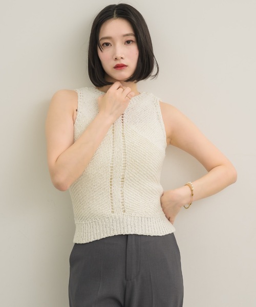 NEUNA（ヌナ）の「2wayスラブニットトップス（タンクトップ・レディース・オフホワイト/ブラウン/ベージュ・FREE）」の21枚目の写真