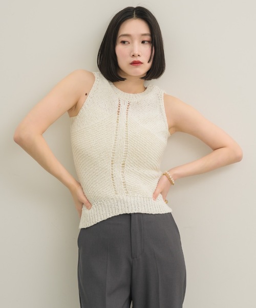 NEUNA（ヌナ）の「2wayスラブニットトップス（タンクトップ・レディース・オフホワイト/ブラウン/ベージュ・FREE）」の22枚目の写真