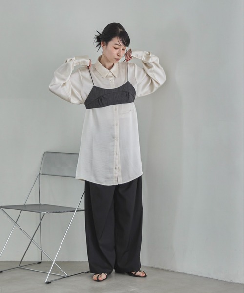 feepur（フェピュール）の「サテンオーバーシャツ（シャツ/ブラウス・レディース・アイボリー/ブラック・MEDIUM）」の7枚目の写真