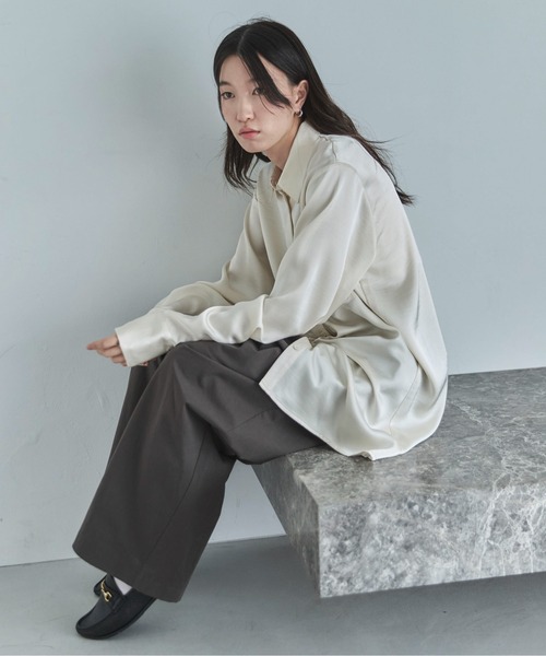 feepur（フェピュール）の「サテンオーバーシャツ（シャツ/ブラウス・レディース・アイボリー/ブラック・MEDIUM）」の22枚目の写真