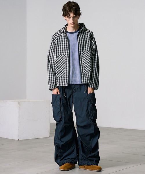 PUBLIC TOKYO（パブリックトウキョウ）の「ライトチェックシャツパーカー（パーカー・メンズ・ブラック/サックスブルー・1/2）」の6枚目の写真